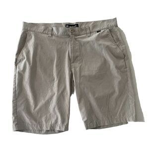 Travis Mathew Beck Shorts Size 38 Mens Chino Stretch Golf Gray Performance